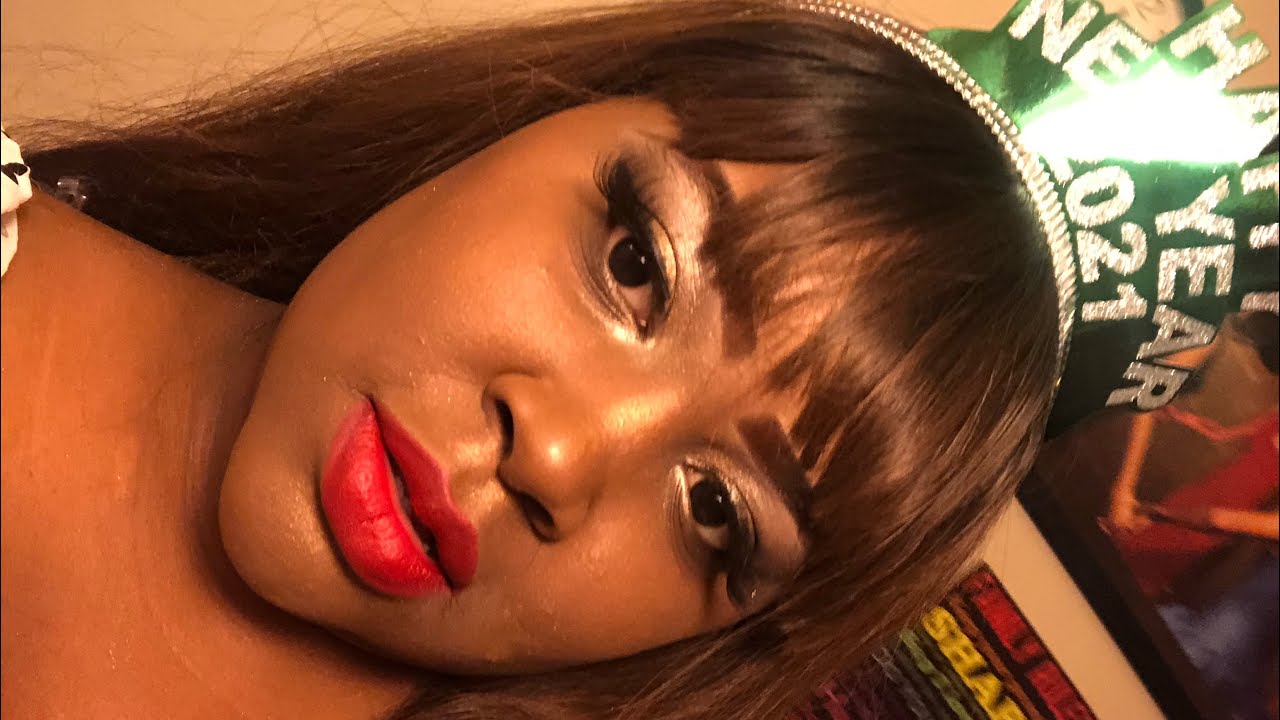Happy New Year! | Too Faced Chocolate Gold | Tiana Thompson 🍫