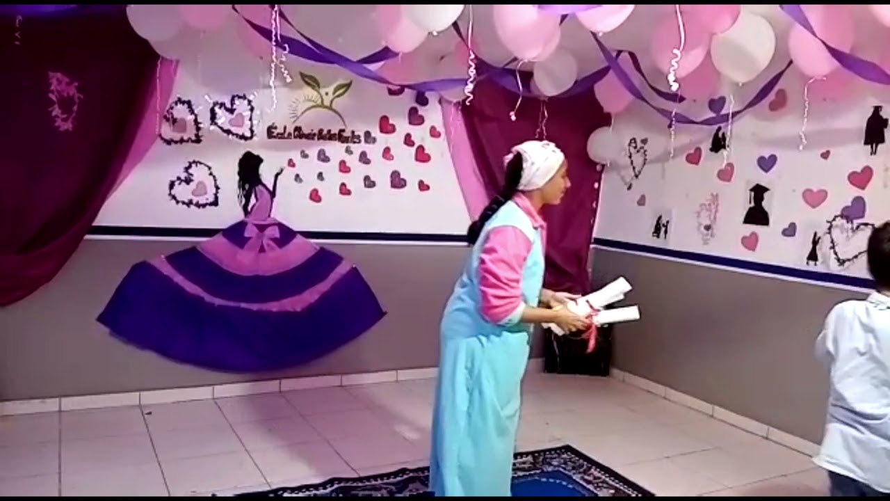 مسرحية صامتة بعنوان امي الحبيبة