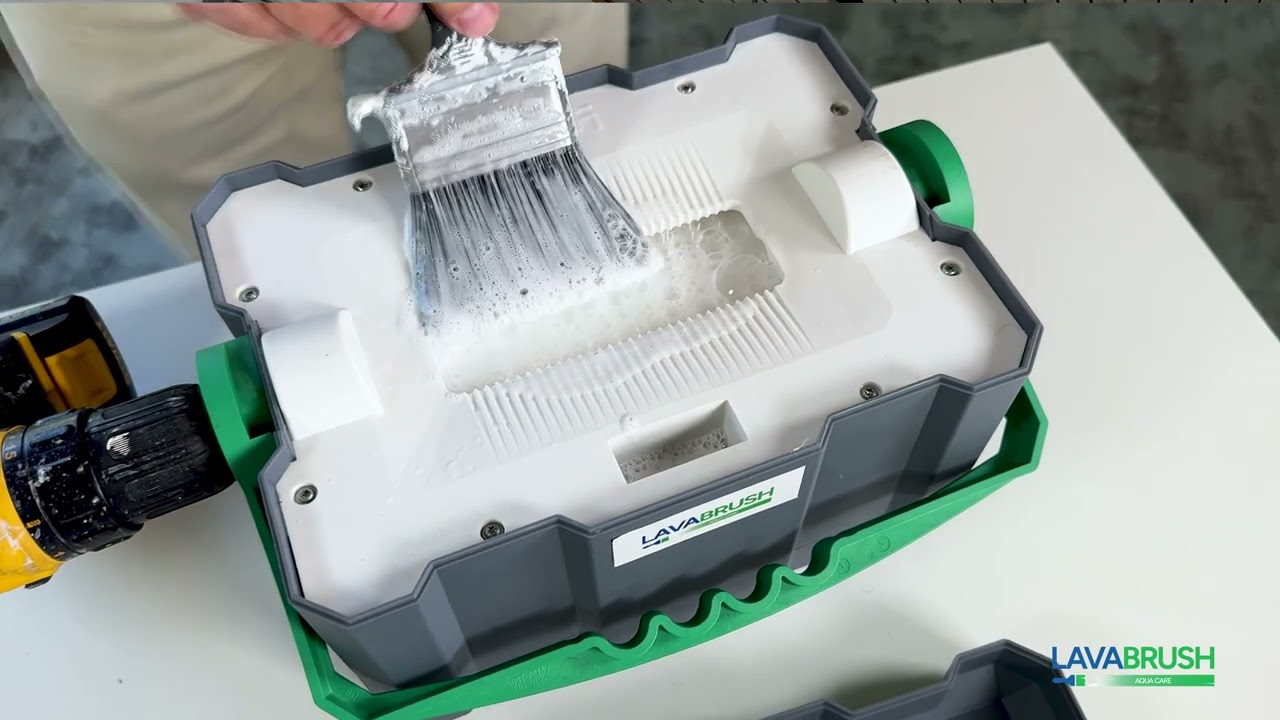 So reinigen Sie Pinsel in unter 30 Sekunden mit perfektem Ergebnis.