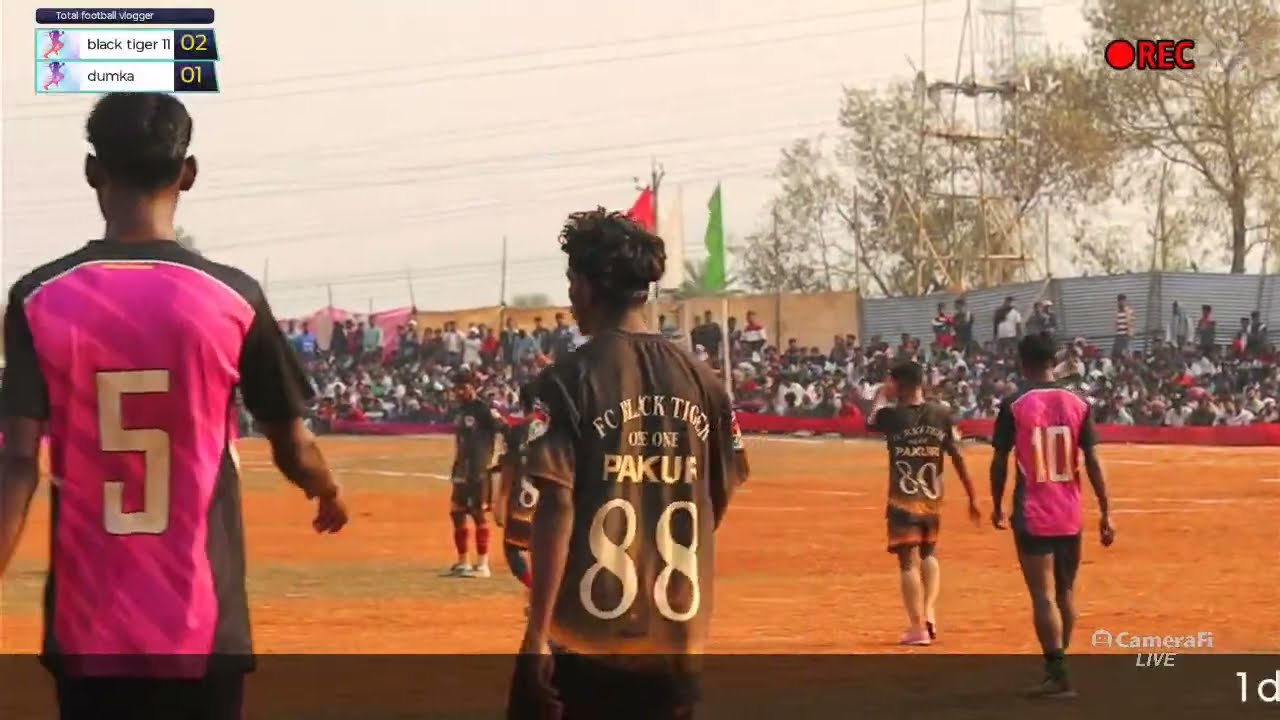Total football vlogger 's broadcast
