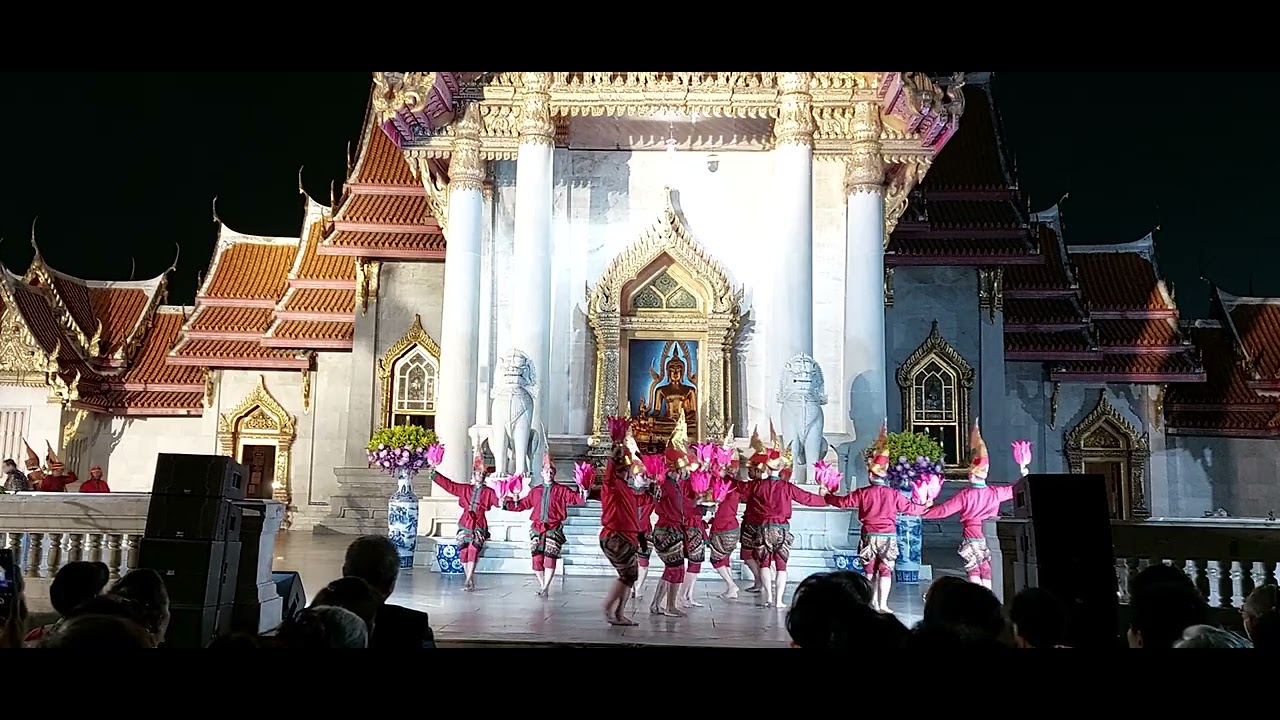 รำโคม @วัดเบญจมบพิตร