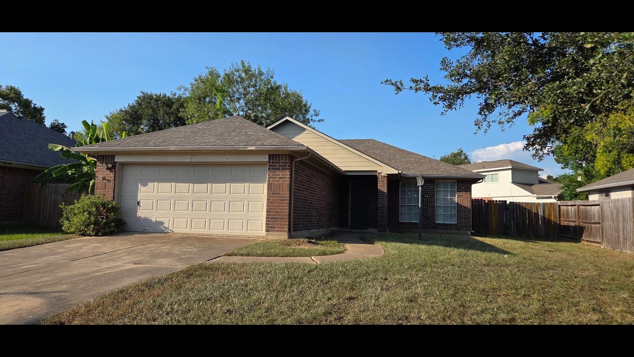 18402 Willow Moss Katy, TX 77449 3 bedroom/ 2 Bath  Rental Home $1900/mo.