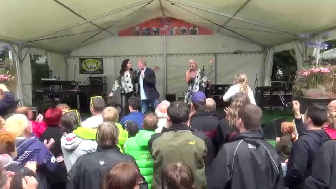 GESCHWISTER HOFMANN Jäger OpenAir 2014 Bern SCHWEIZ