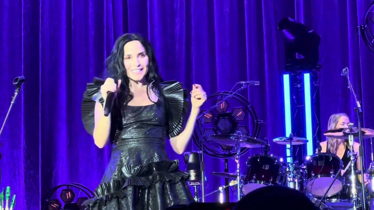 The Corrs Runaway - Talk On Corners Tour 2024 Belfast