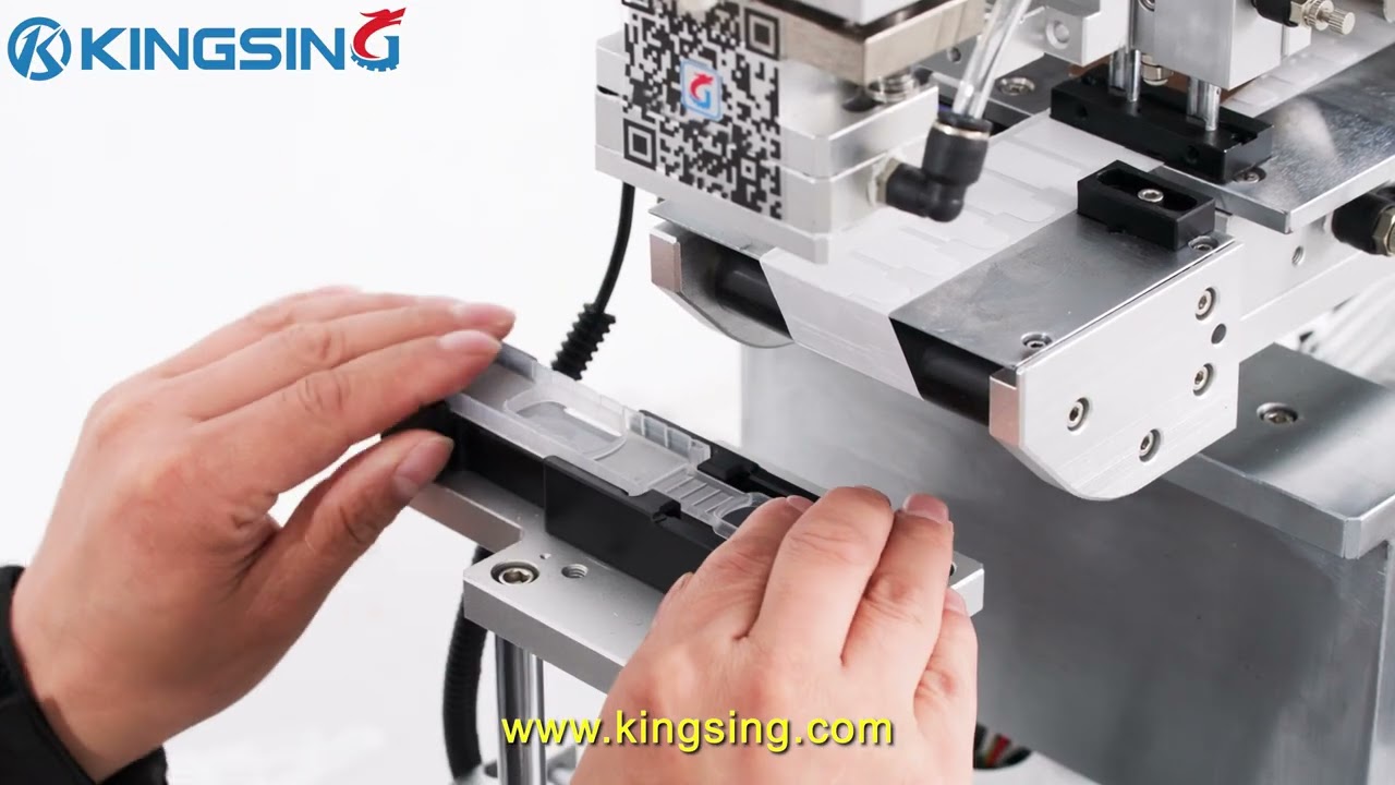 Customized Semi-automatic High-precision Labeling Machine