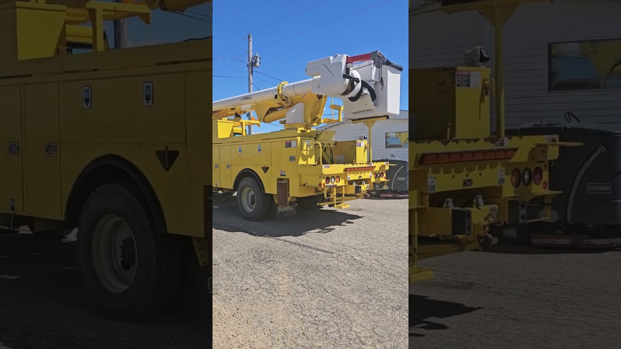 2017 Freightliner / Altec M2106/ AM55-E material handler bucket truck for sale
