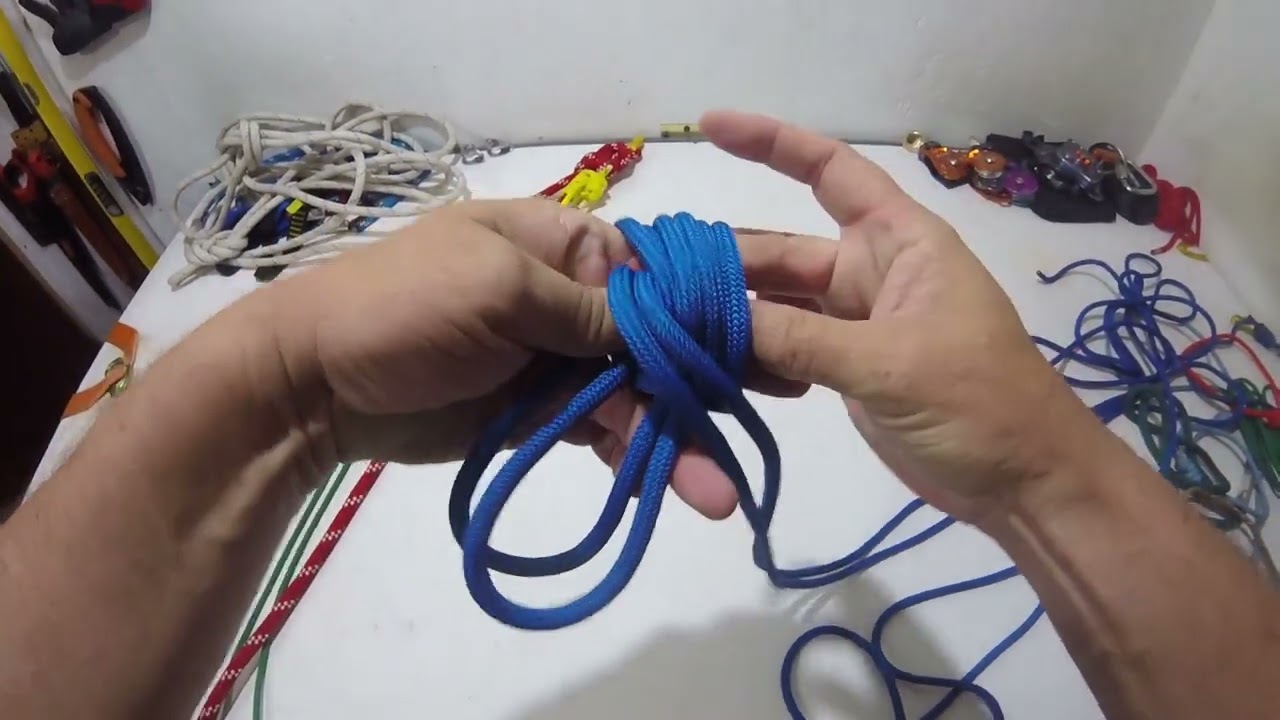 Kit de Anillas para Ascenso Personal. Parte 3 Nudos, Amrres y Doblez, Parte 1 Técnicas de Ascenso
