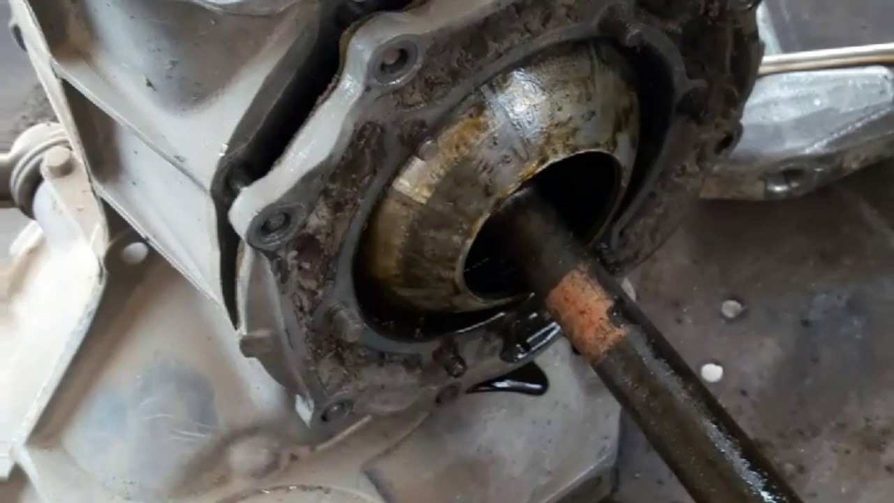 Reparación de transmisión de vocho problema de reversa