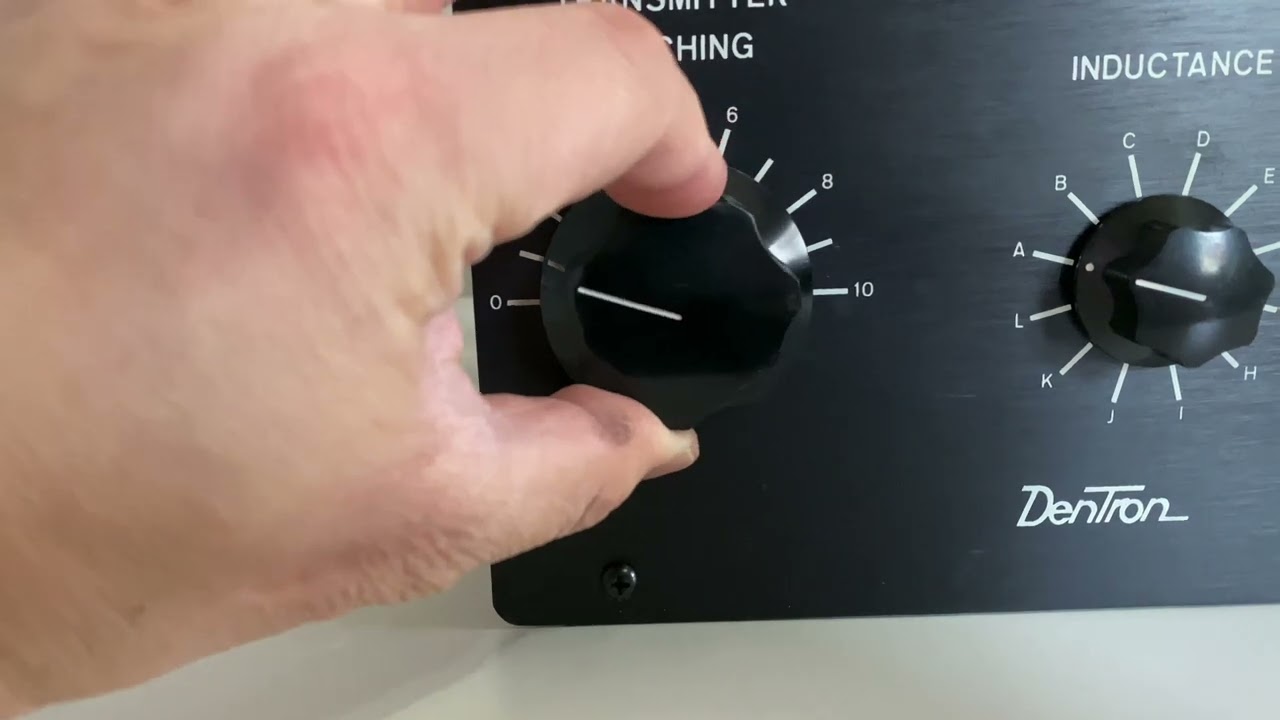 Dentron Super Tuner 1KW 1.8-30 MHz