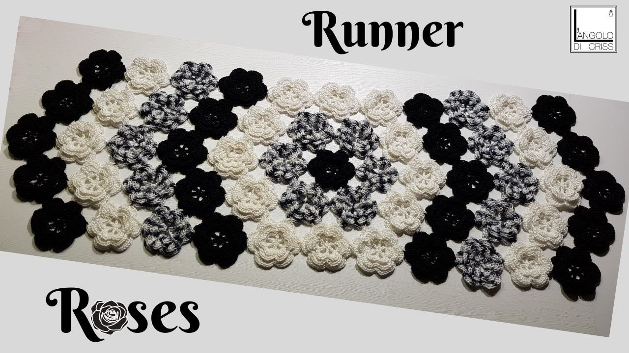Runner da tavolo all'uncinetto 