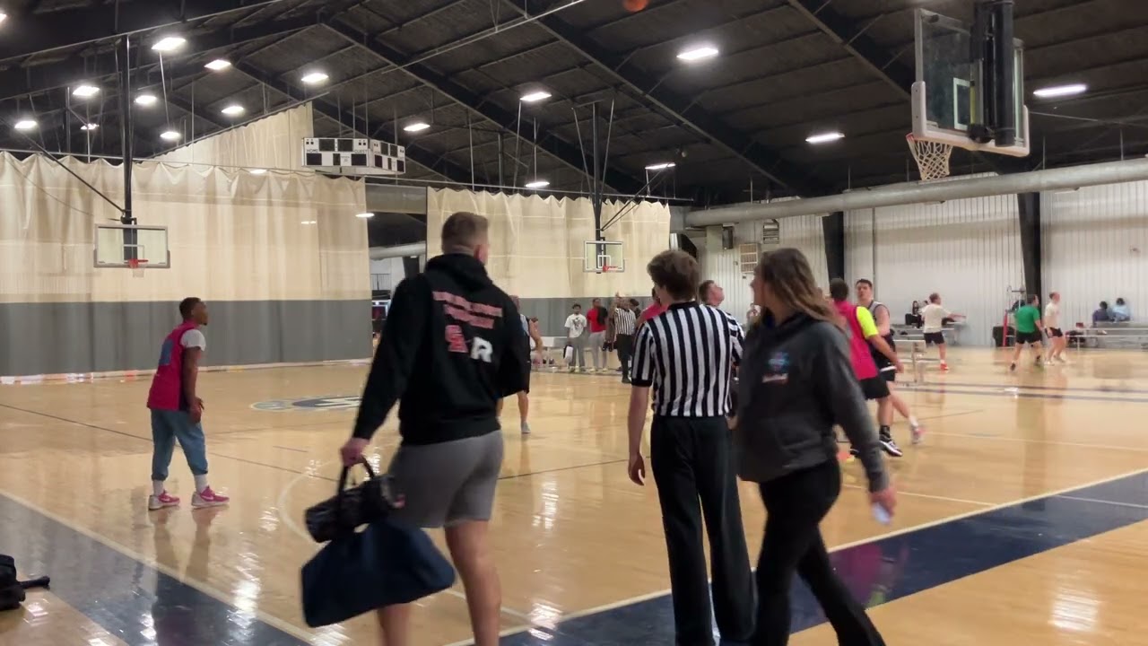 Forever 1-1 vs Only Tha Family - OSSO Sports Basketball Sunday Late Winter 2026 Week 2 Baseline View