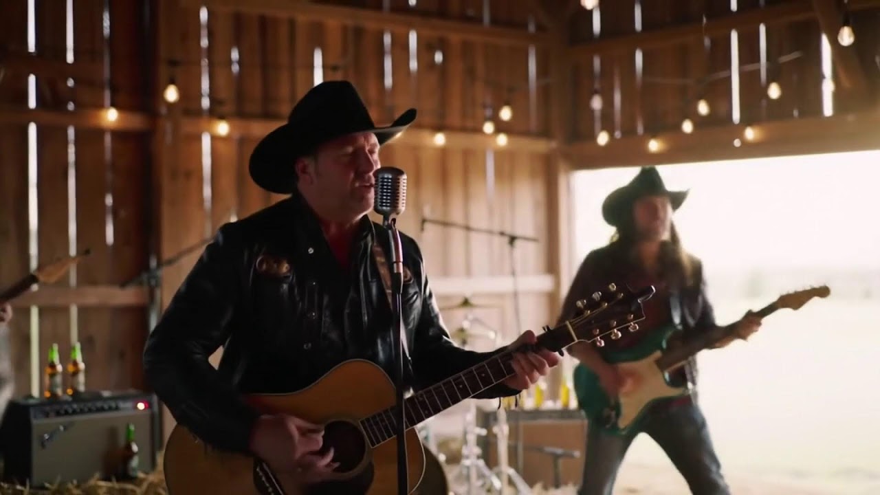 Country Rock Vibes – Freedom Roads & Whiskey Dreams Inspired by Blackberry Smoke