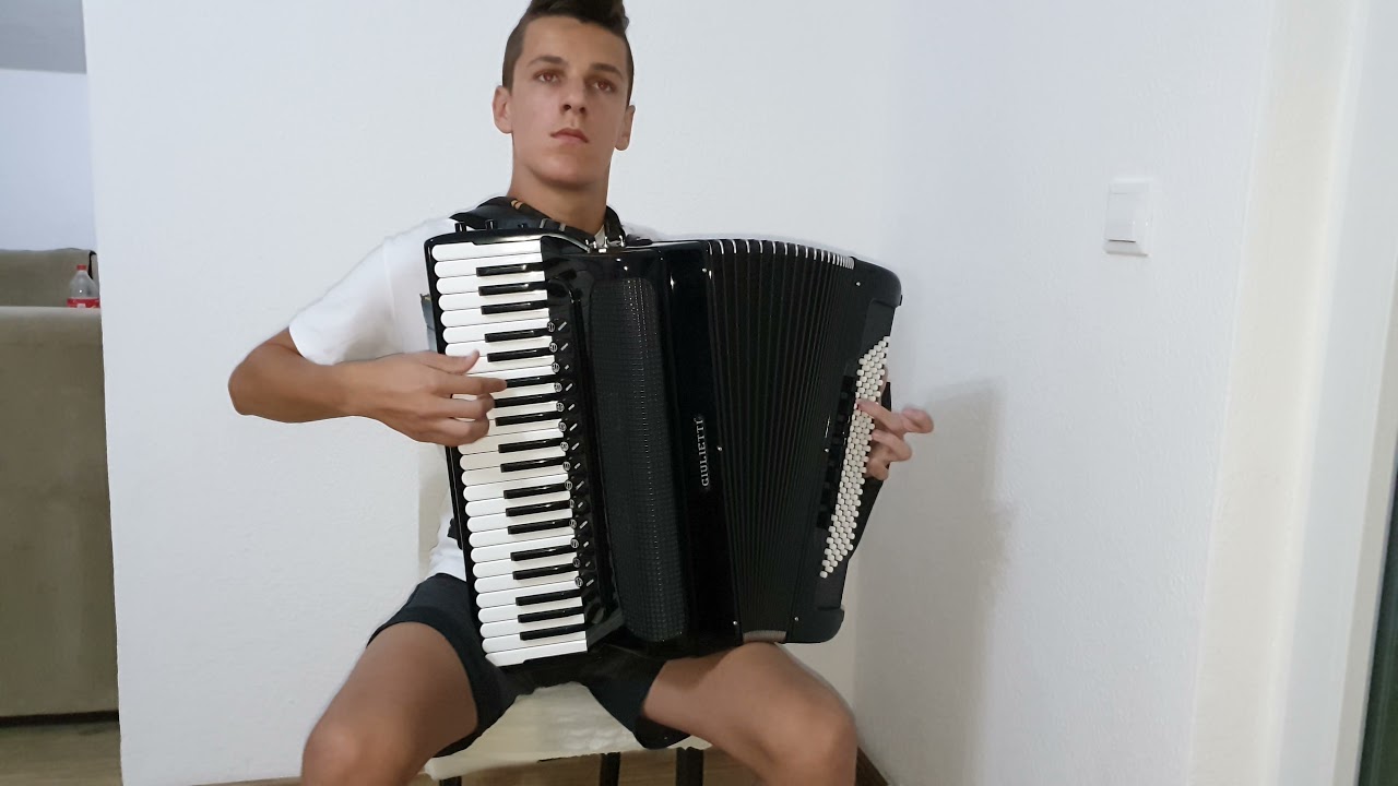 Mirko Kodić - Pesma Slavuja | Husejn Bajraktarević (Harmonika)
