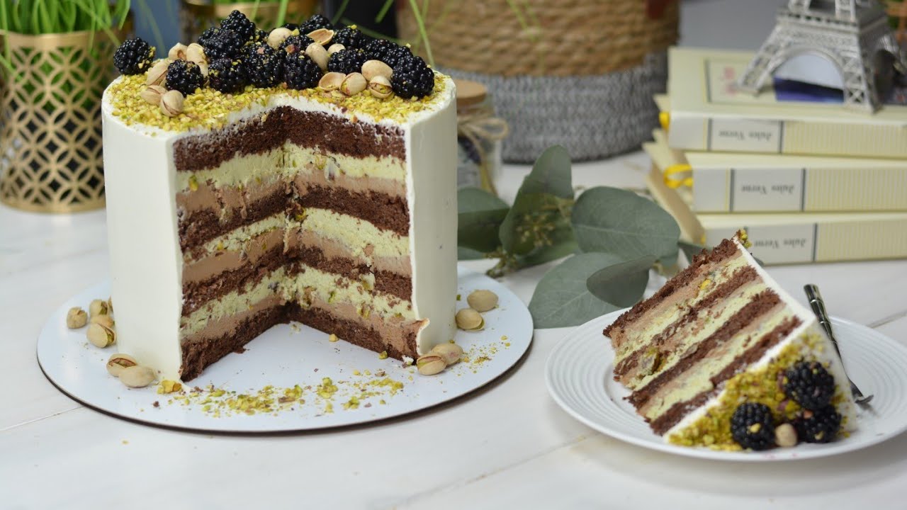 Tort cu fistic si ciocolata. Un tort deosebit pentru orice ocazii speciale | Taby's Welt