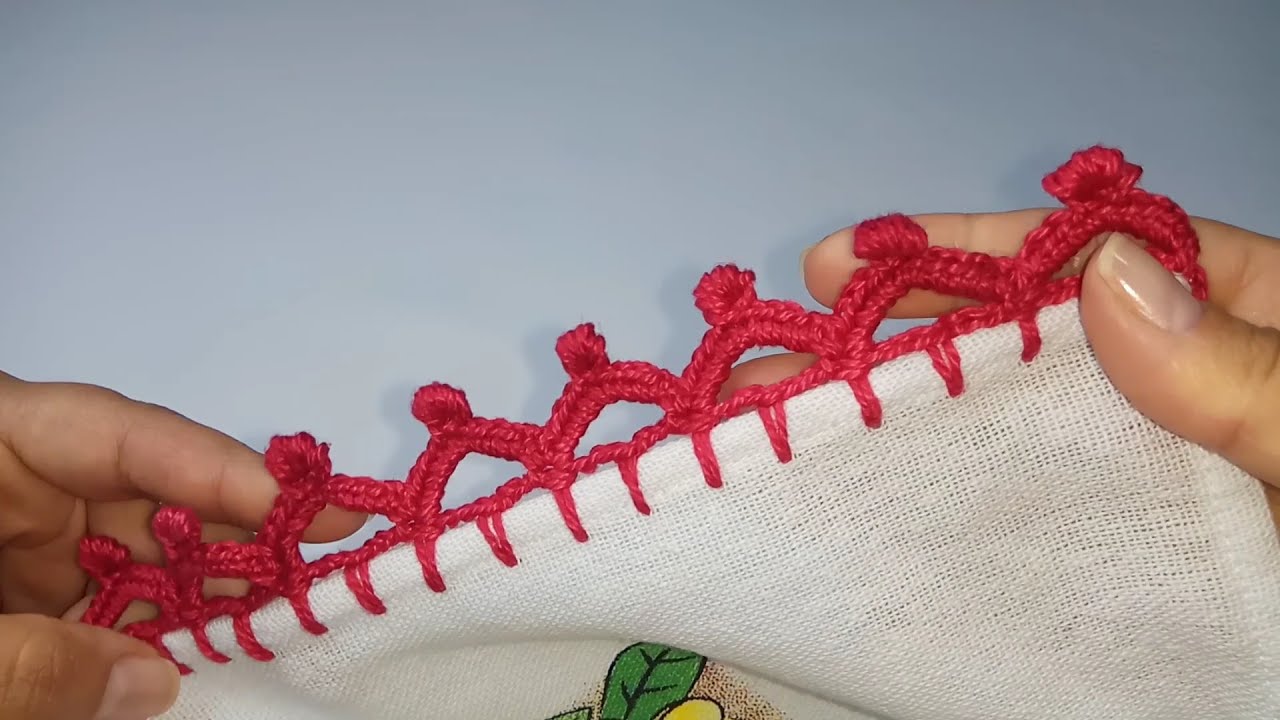 BARRADO BICO DE CROCHÊ CARREIRA ÚNICA PONTO POM POM#65