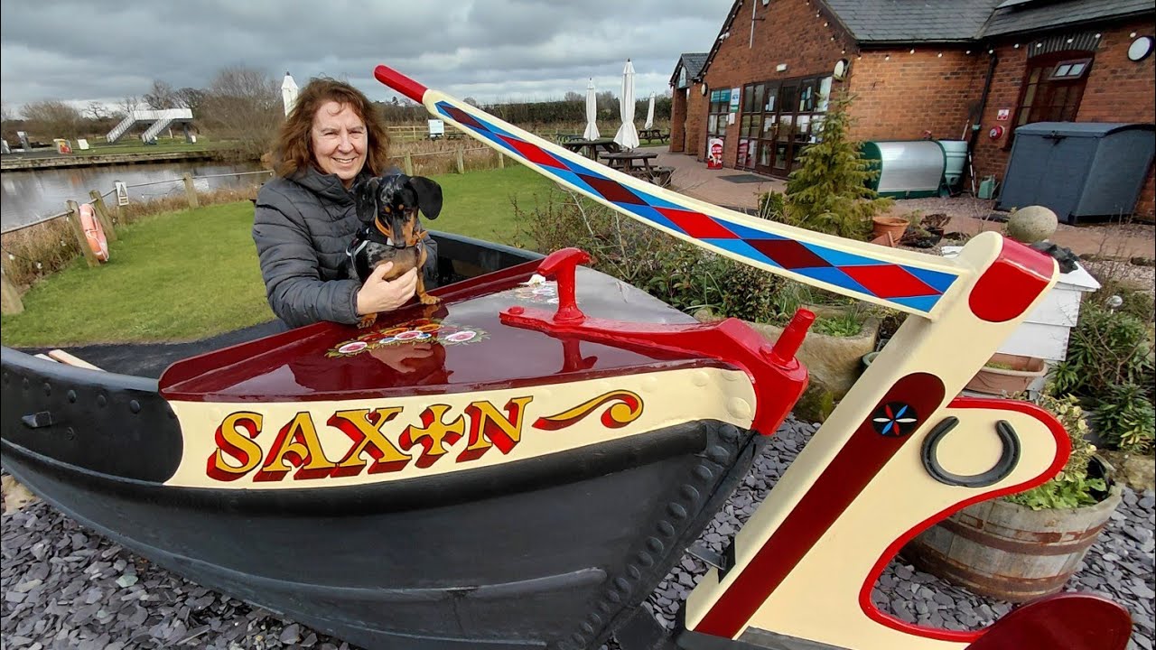 Narrow Boats and Long Dogs #narrowboats #marina 