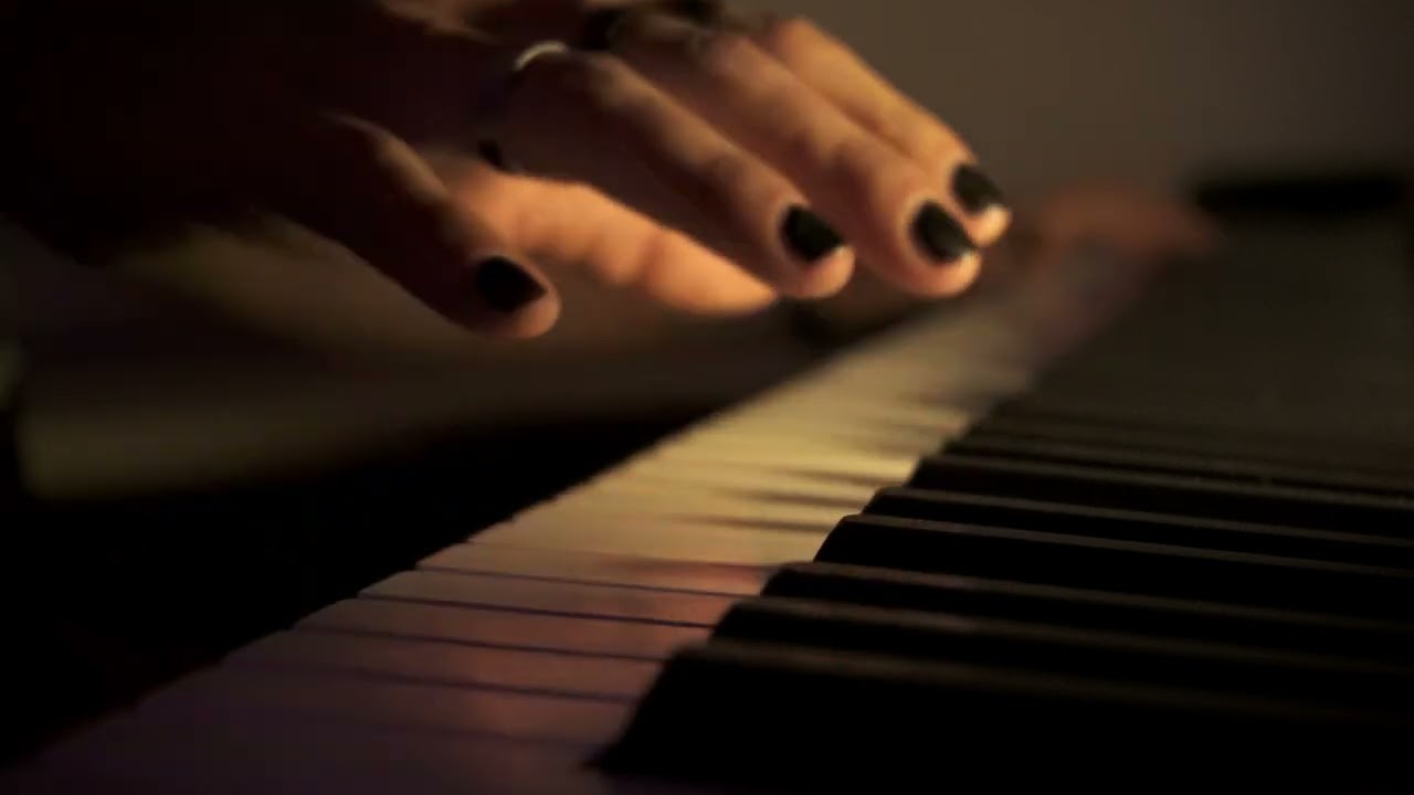 YOUR LOVE IS MY DRUG - SHORT PIANO COVER