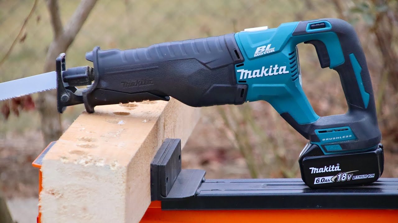 Makita DJR187 18V LXT brushless reciprocating saw work demo