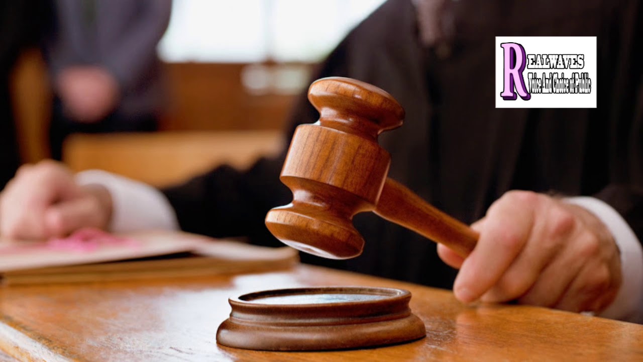 SC notice to center. State over 10% quota. Telengana high court issued notice to center.