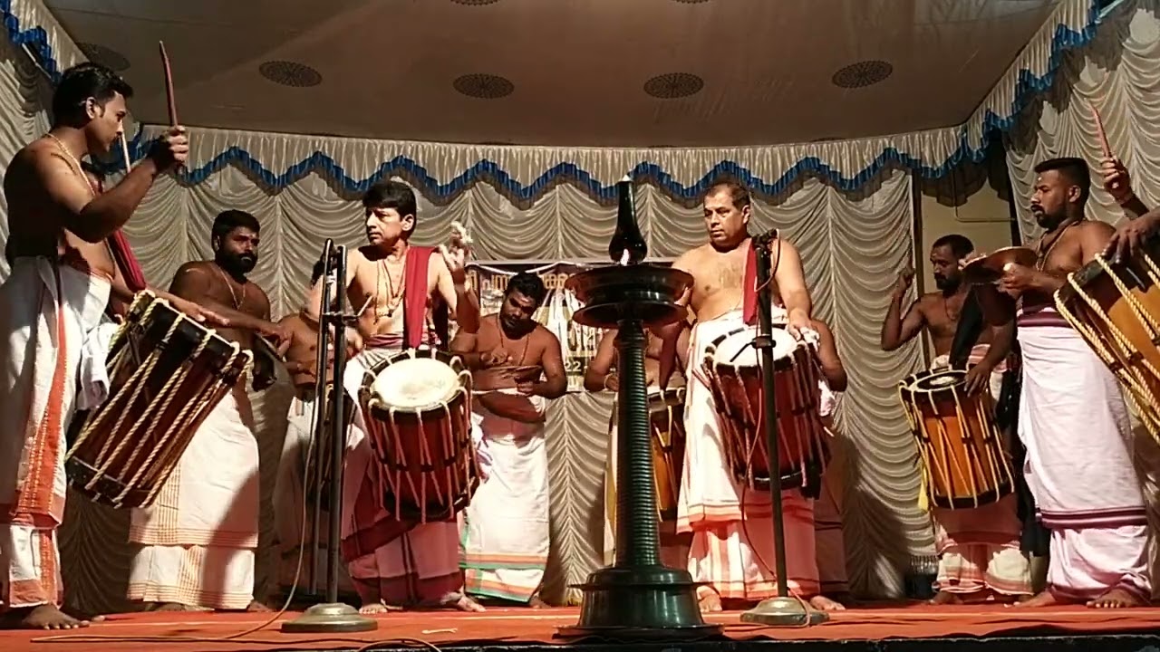 Double Thayambaka: Poroor Unnikrishnan & Cheruthazham Chandran(പോരൂർ ഉണ്ണികൃഷ്ണൻ & ചെറുതാഴം ചന്ദ്രൻ)