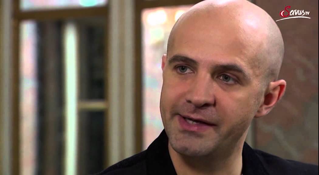 Servus-TV: KulTour mit Ioan Holender: Artaserse, Interview mit Max Emanuel Cencic