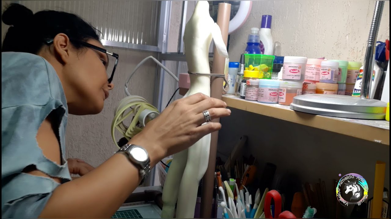 Montando estrutura para escultura em Biscuit.