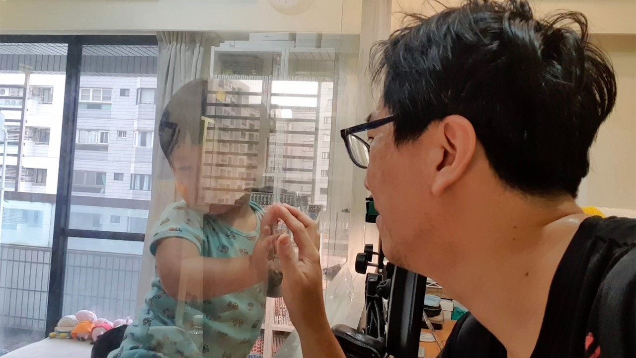 爸爸先病倒，一家四口陸續確診，1歲 & 8歲兒緊密相處的13天紀錄