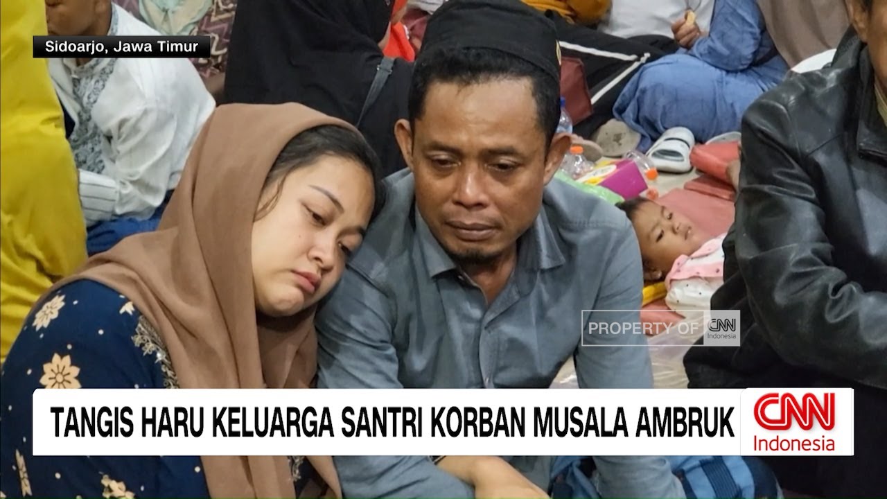 Tangis Haru Keluarga Santri Korban Musala Ambruk