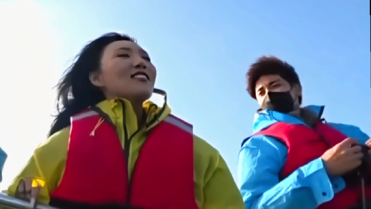 They were Happy - Hwasa and Sunghoon❤️