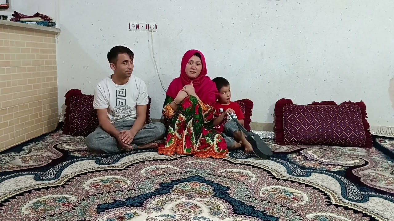 خویش و عروسی آقای علیزاده را مهمان کرده بودی یک مهمانی خانوادگی بود