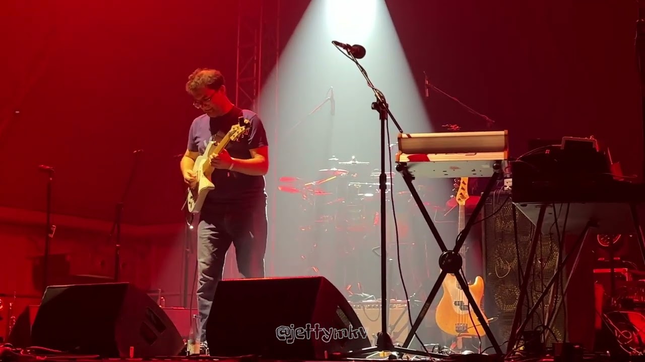 Snarky Puppy - What About Me? (Live in Manila 2025)