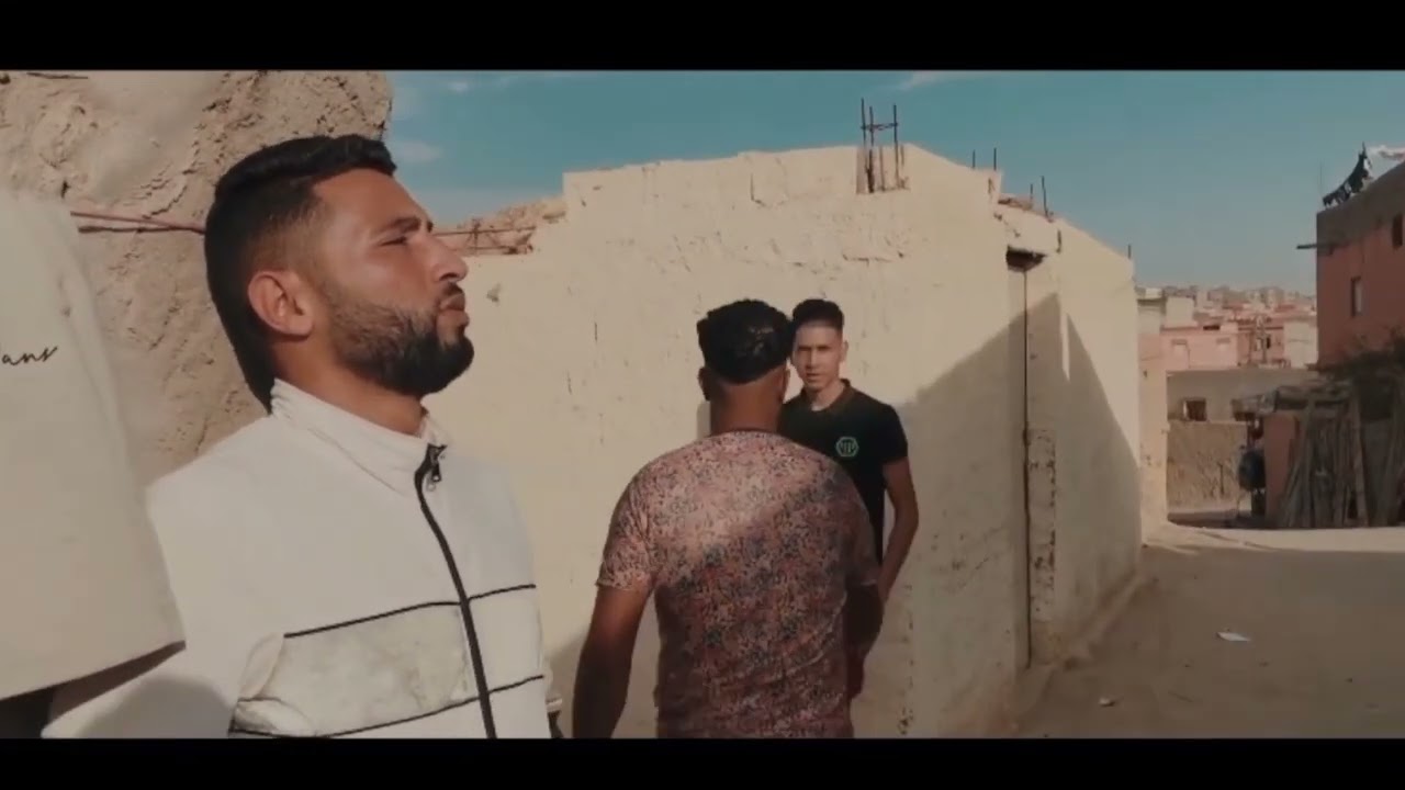 three minutes from bitter reality de Yassine NAQOS