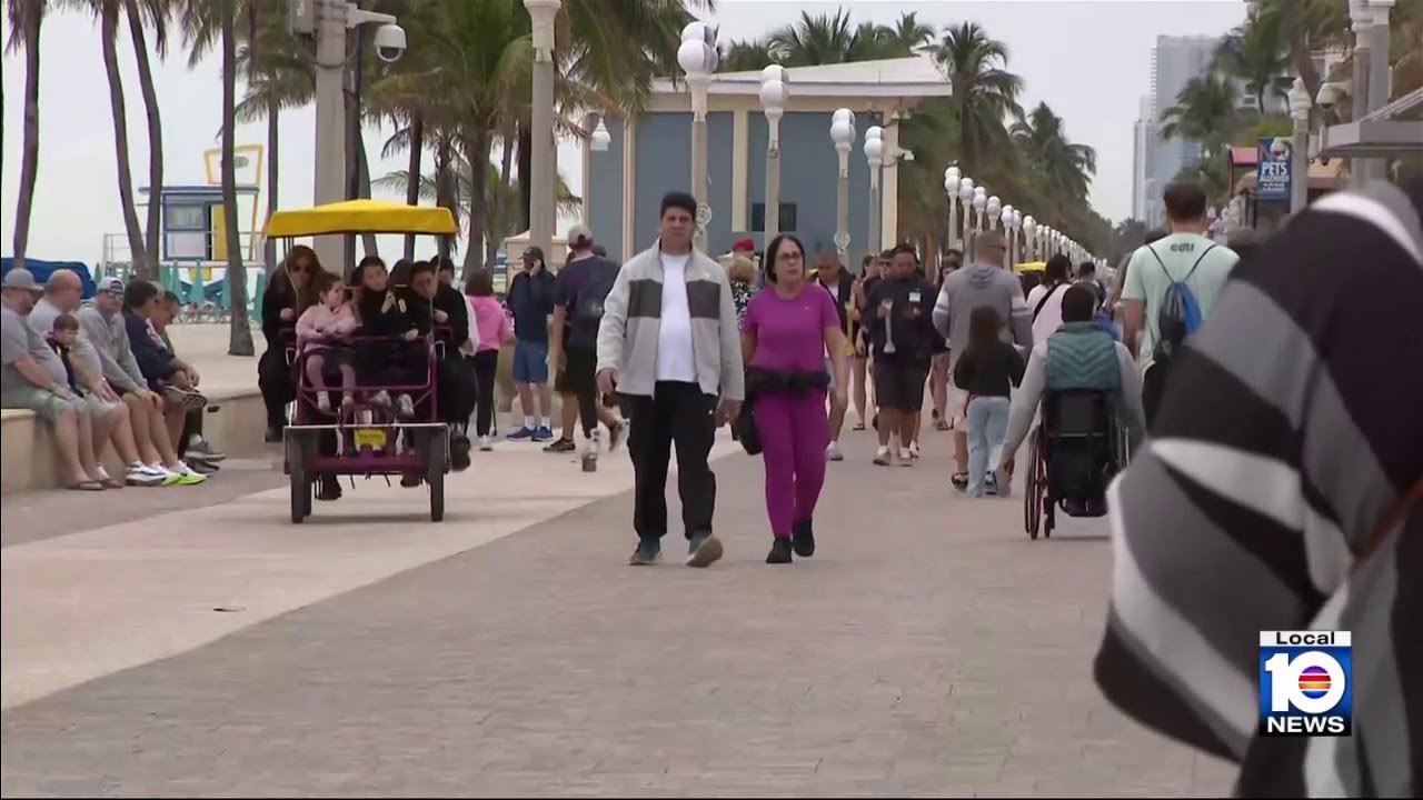 South Florida residents, visitors ready for feel-like temps in the 20s over the weekend