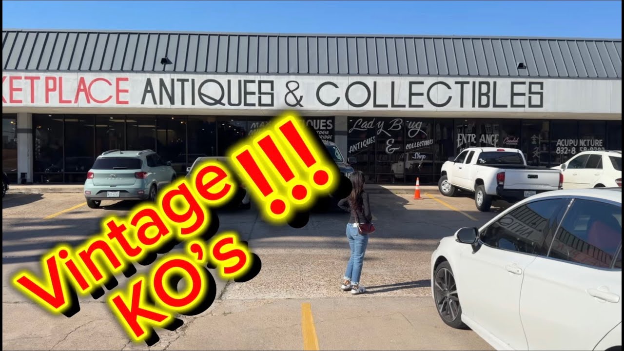 Vintage Toy Hunt At An Antique Mall!!! 