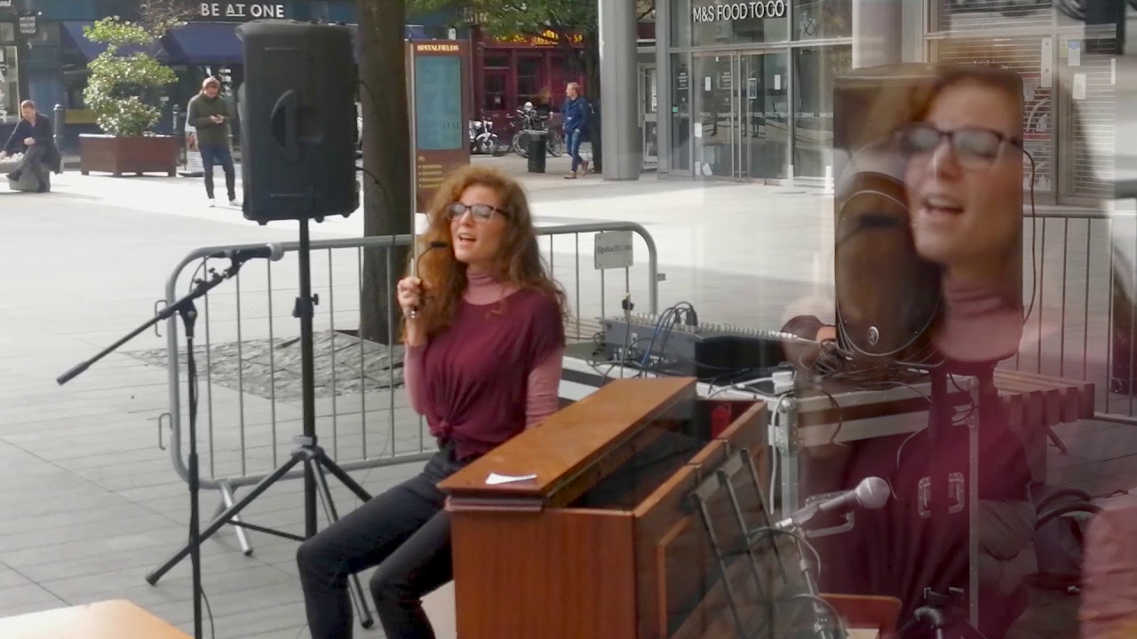 BARBARA BARTZ Kare Konie - live in London 16.10.20