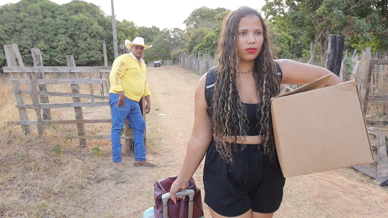 ESPOSA   POBRE  VAi   PARAR   NA  RUA   POR  TER   FilHOS. filme gospel