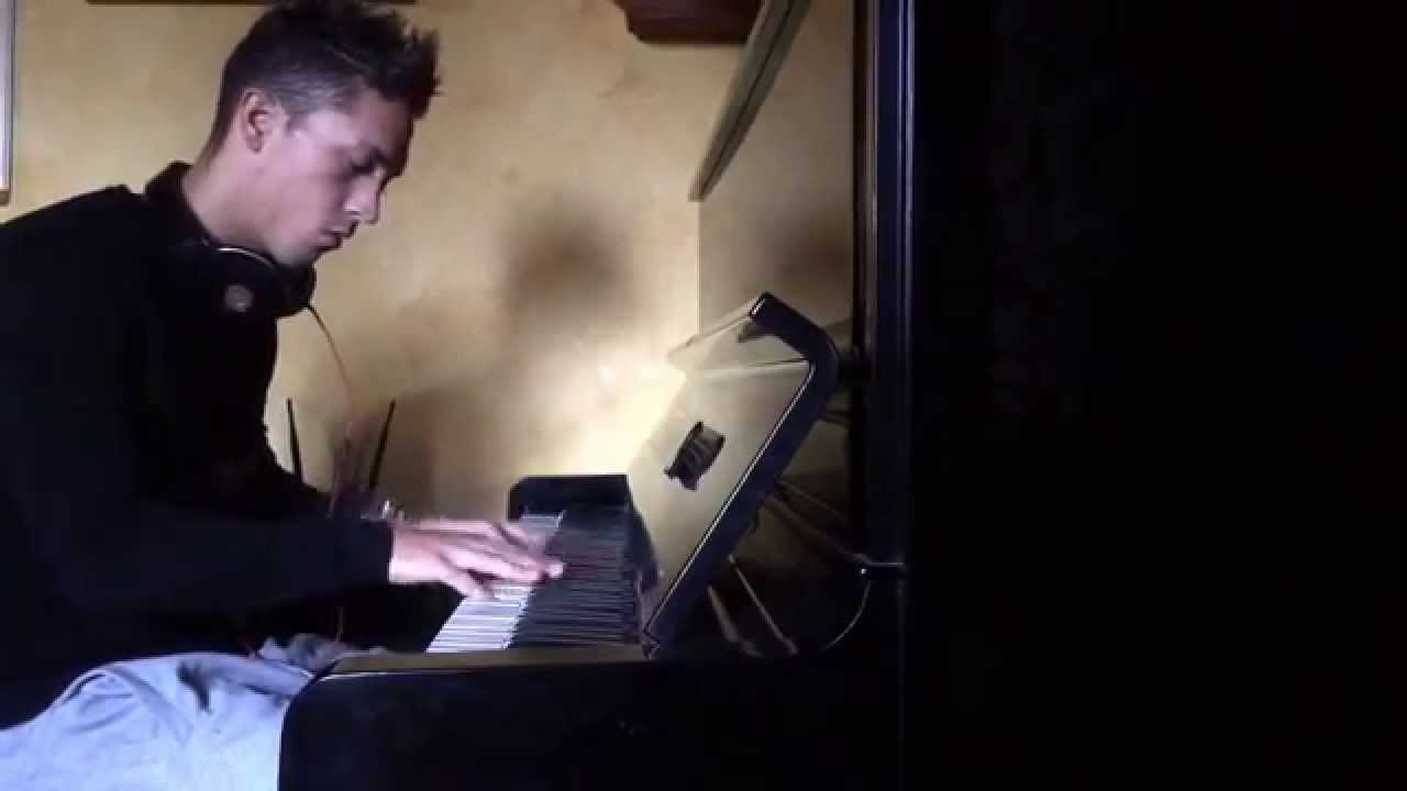 Hardwell feat Matthew Koma - Written In Reverse (Piano)