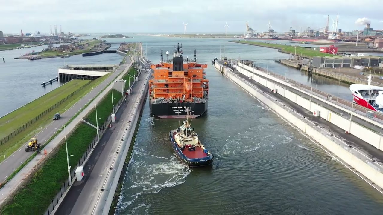 Opening Zeesluis IJmuiden, alles getest
