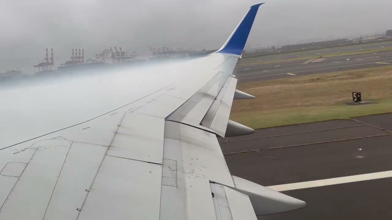 United Airlines 757-200 Takeoff from Newark
