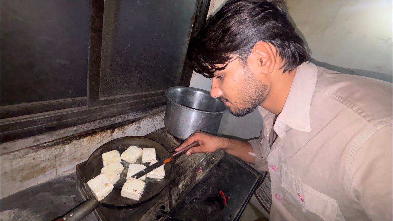 आखिरकार Paneer बनाना सीख गए 