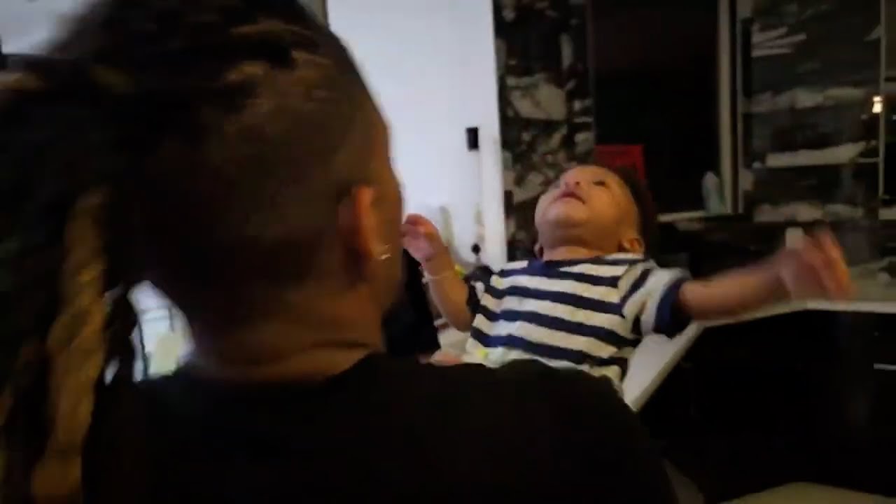 DDG ALMOST DROPS HIS SON ON LIVE.. 💔