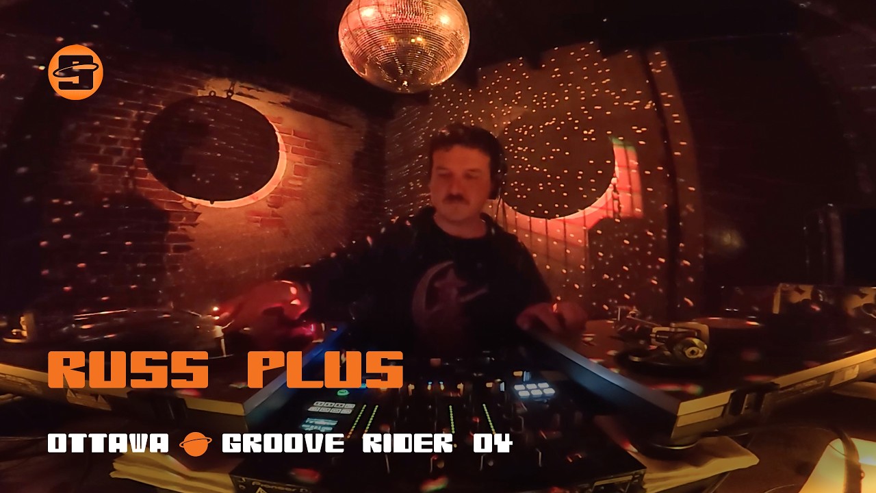 Russ Plus | 100% Vinyl House DJ Set