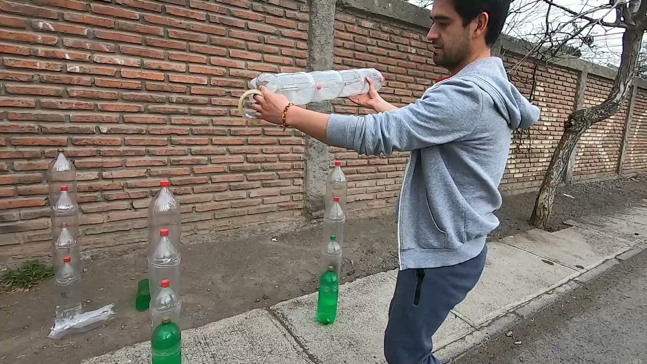 Creando una portería con botellas desechables
