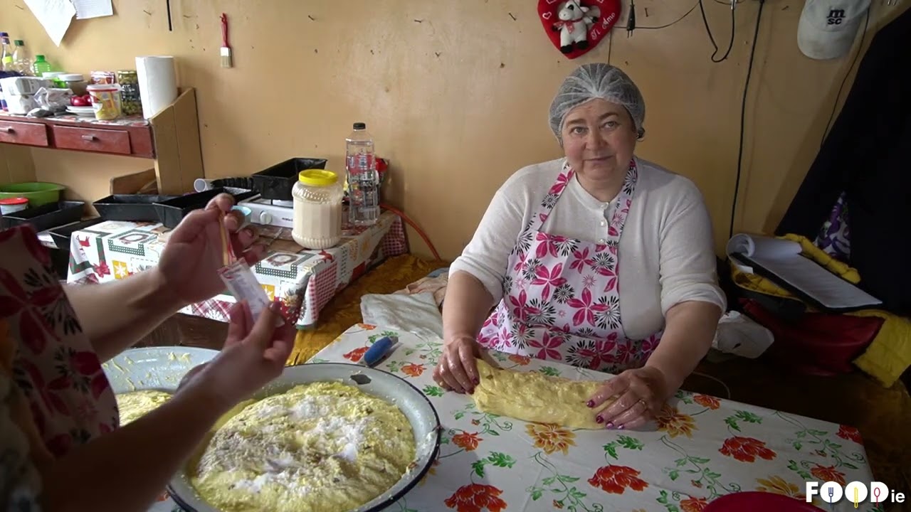Cozonac cu brânză, rețetă pregătită, Comănești, Bacău