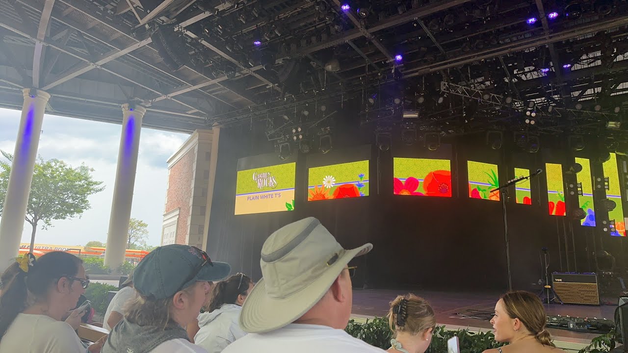 Plain white T&rsquo;s at the garden rocks concert series and dodge rain for a walk around has well