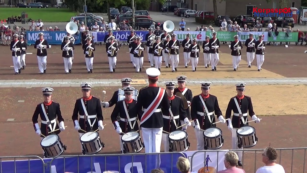 Muziekvereniging M.E.T.R.O. Scheveningen tijdens Taptoe Emmer Compascuum 2018
