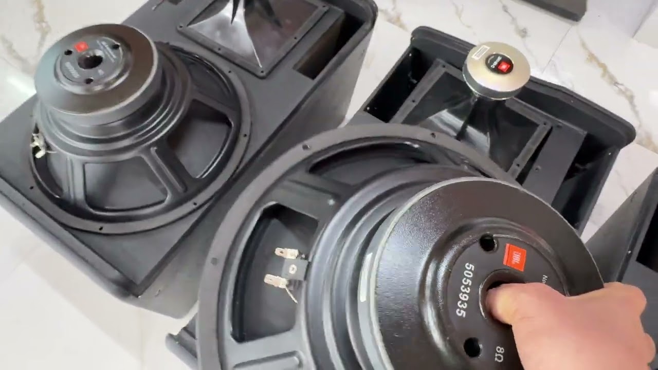Loa jbl CV1570 hàng tuyển chuyên cho hát karaoke và nghe nhạc 