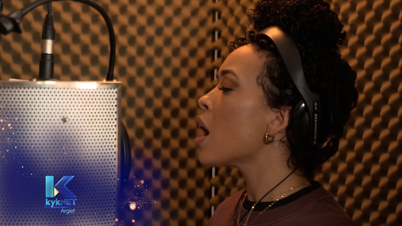 Suidooster-sterre, Kersfees Album - Bravo! | kykNET