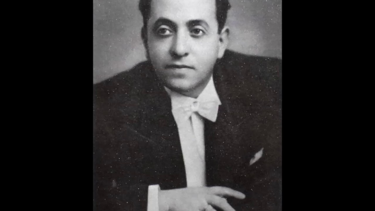 Misha Alexandrovich sings Donizetti Una furtiva lagrima, from L'Elisir d'amore