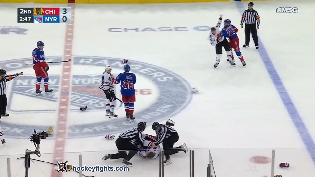 Jonathan Toews vs Jacob Trouba and Connor Murphy vs Barclay Goodrow Dec 3, 2022
